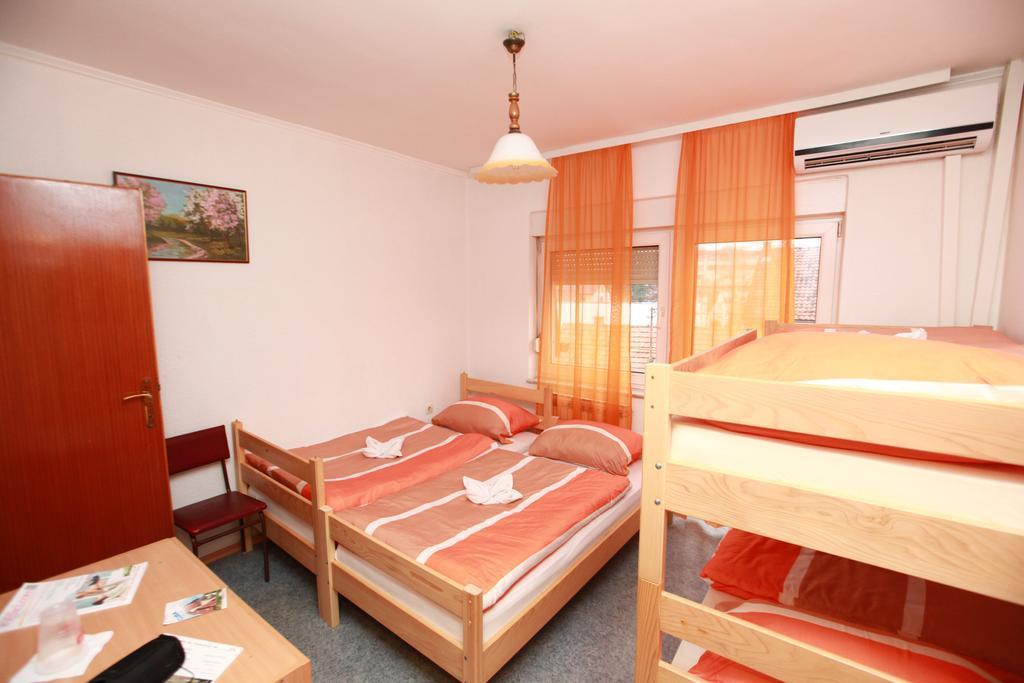 Hostel Cuba Banja Luka Ngoại thất bức ảnh